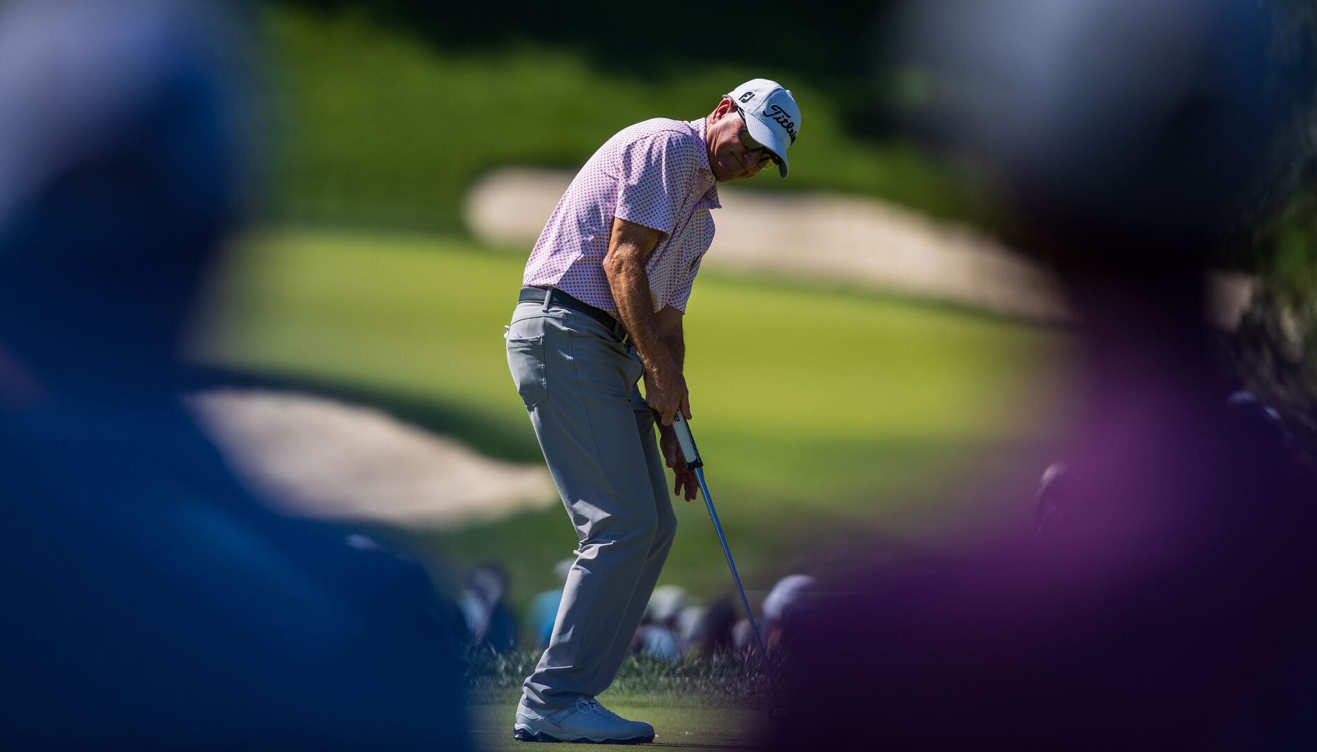 071221-owh-spo-senioropen-zl27.JPG